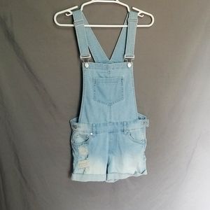 Overall shorts